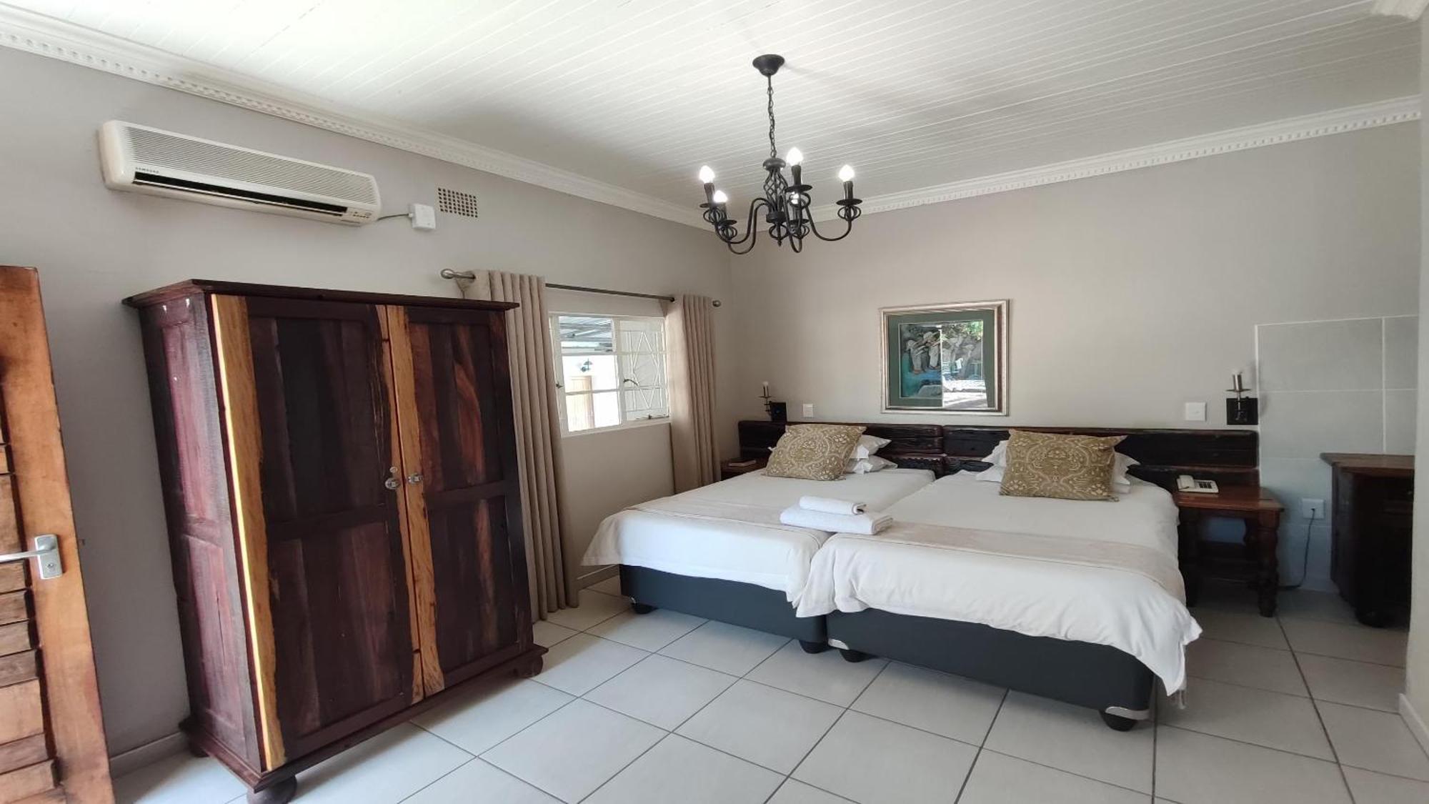 Bird'S Nest Guest House Keetmanshoop Zimmer foto