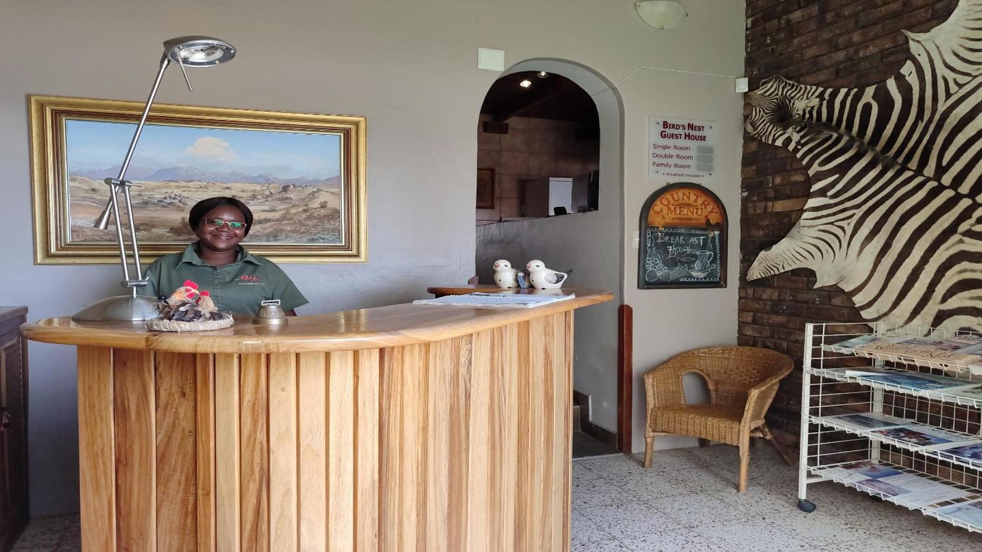 Bird'S Nest Guest House Keetmanshoop Exterior foto