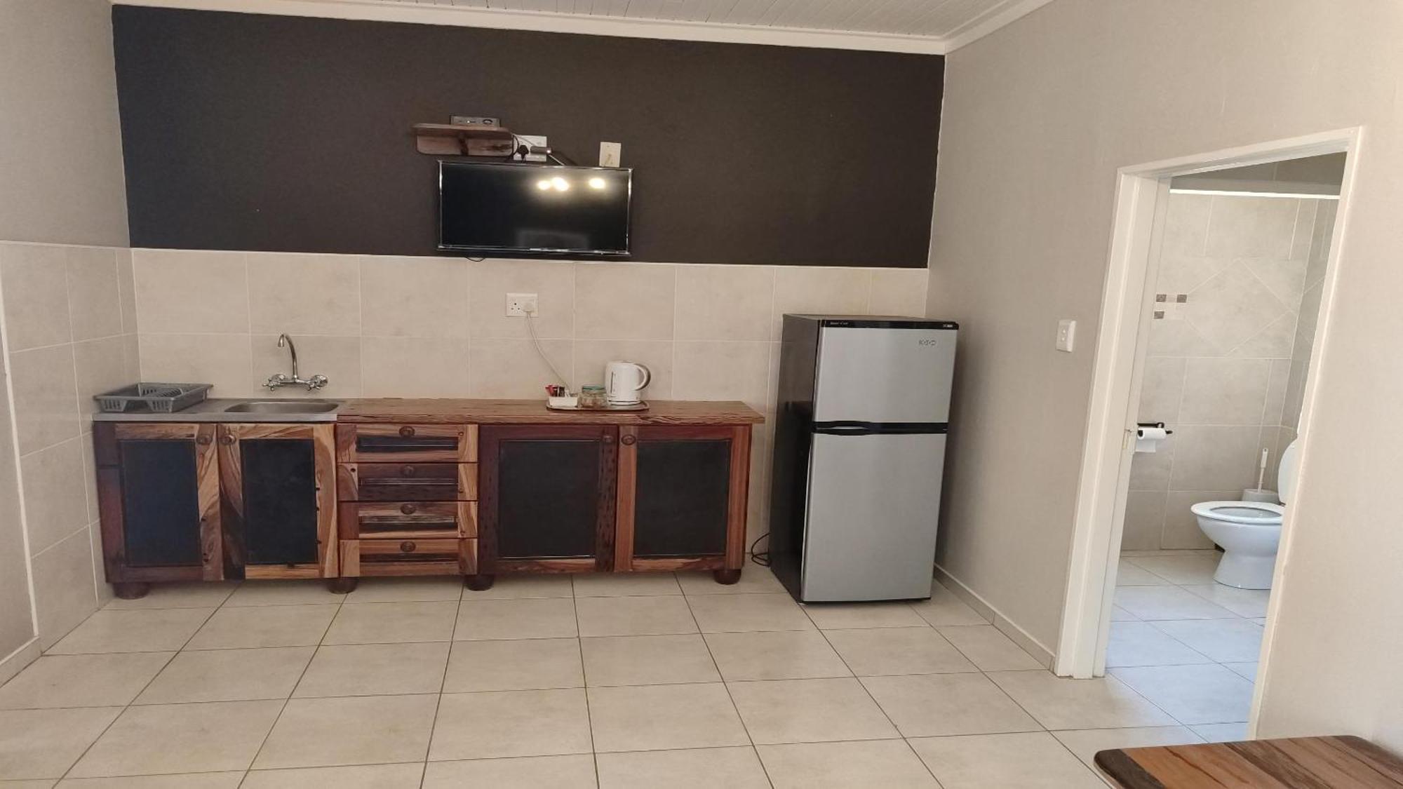 Bird'S Nest Guest House Keetmanshoop Zimmer foto